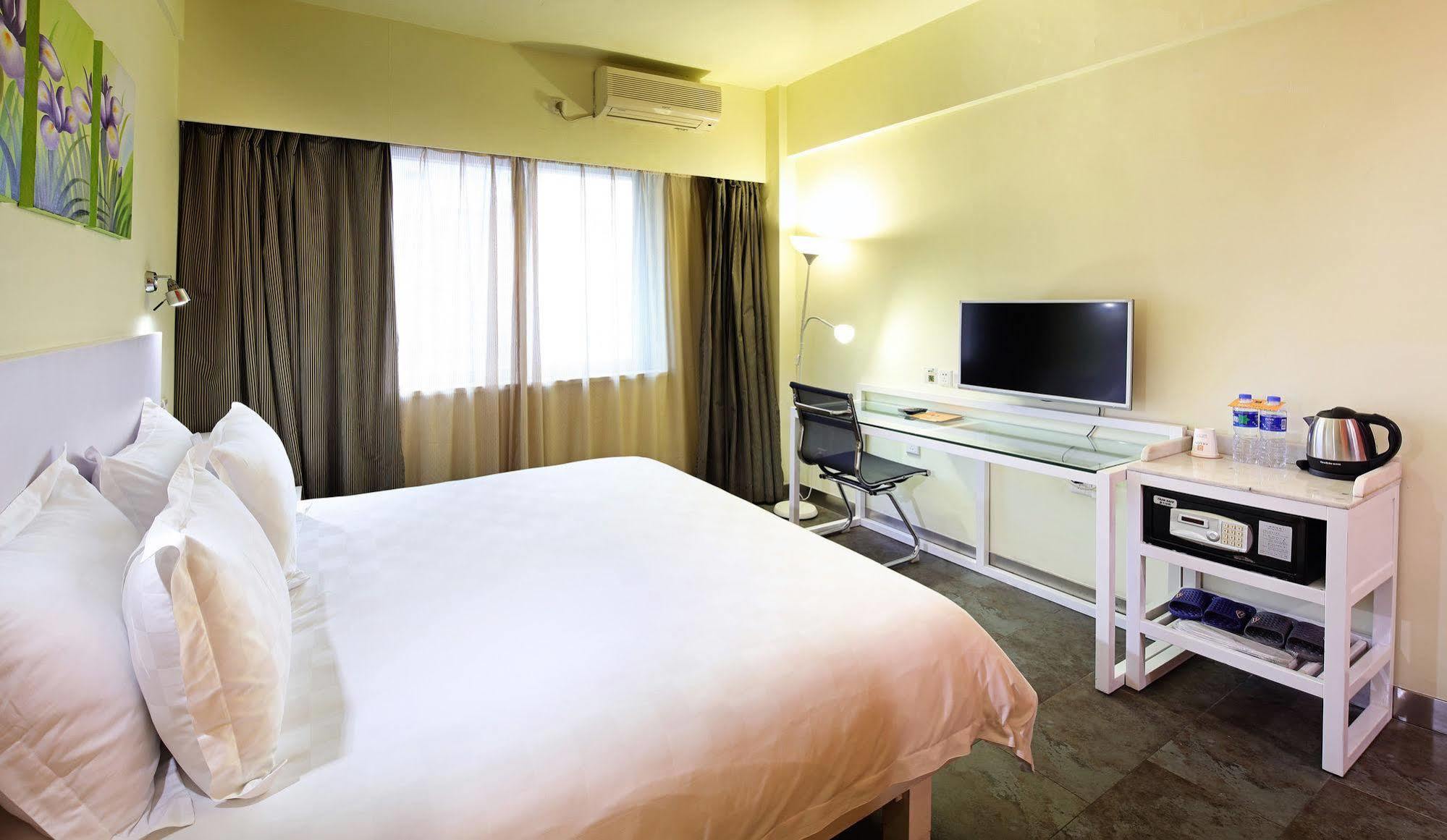 Yanjiang East Garden Inn Cantão Exterior foto